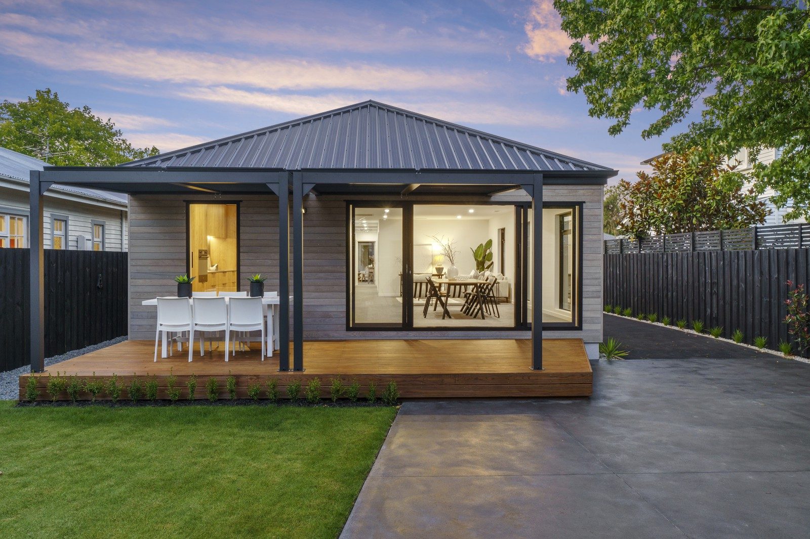 Christianchurch Home/ Nova-Tulipwood Cephe