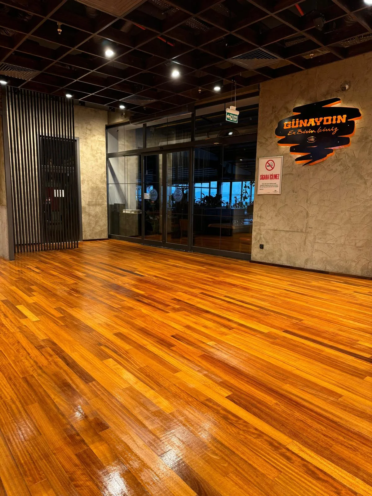 Novawood solid parquet detail