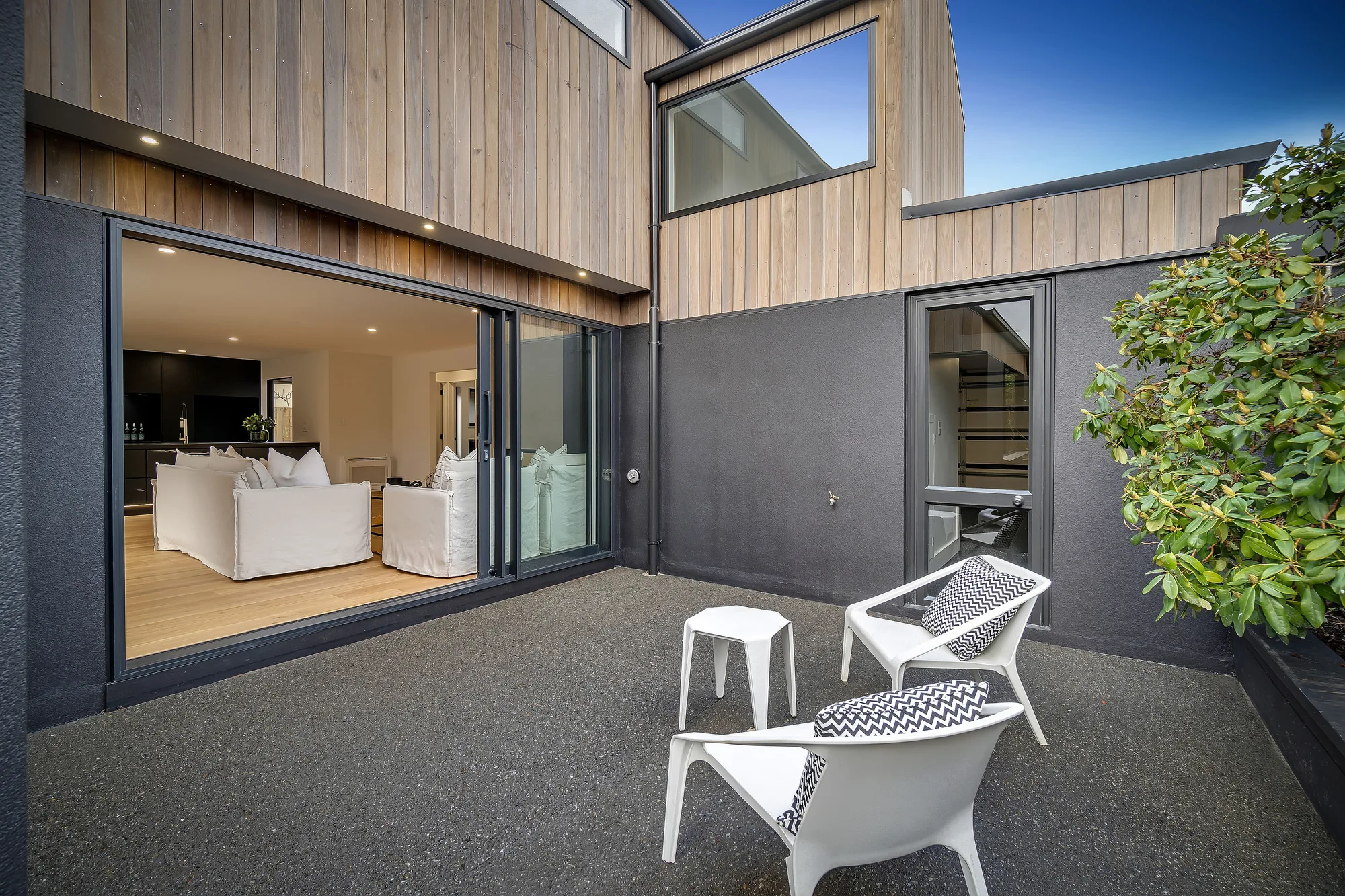 Christchurch Gem 8