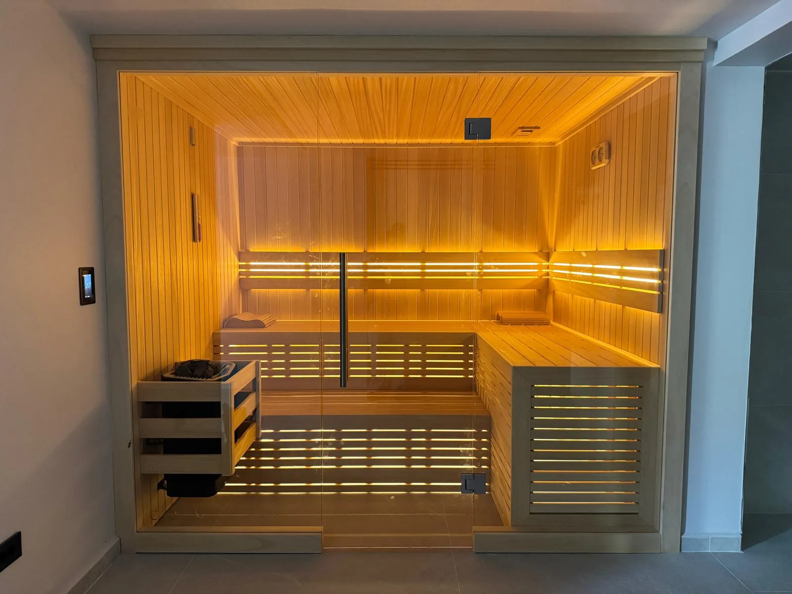 What Wood Types Are Used in Sauna Construction?
