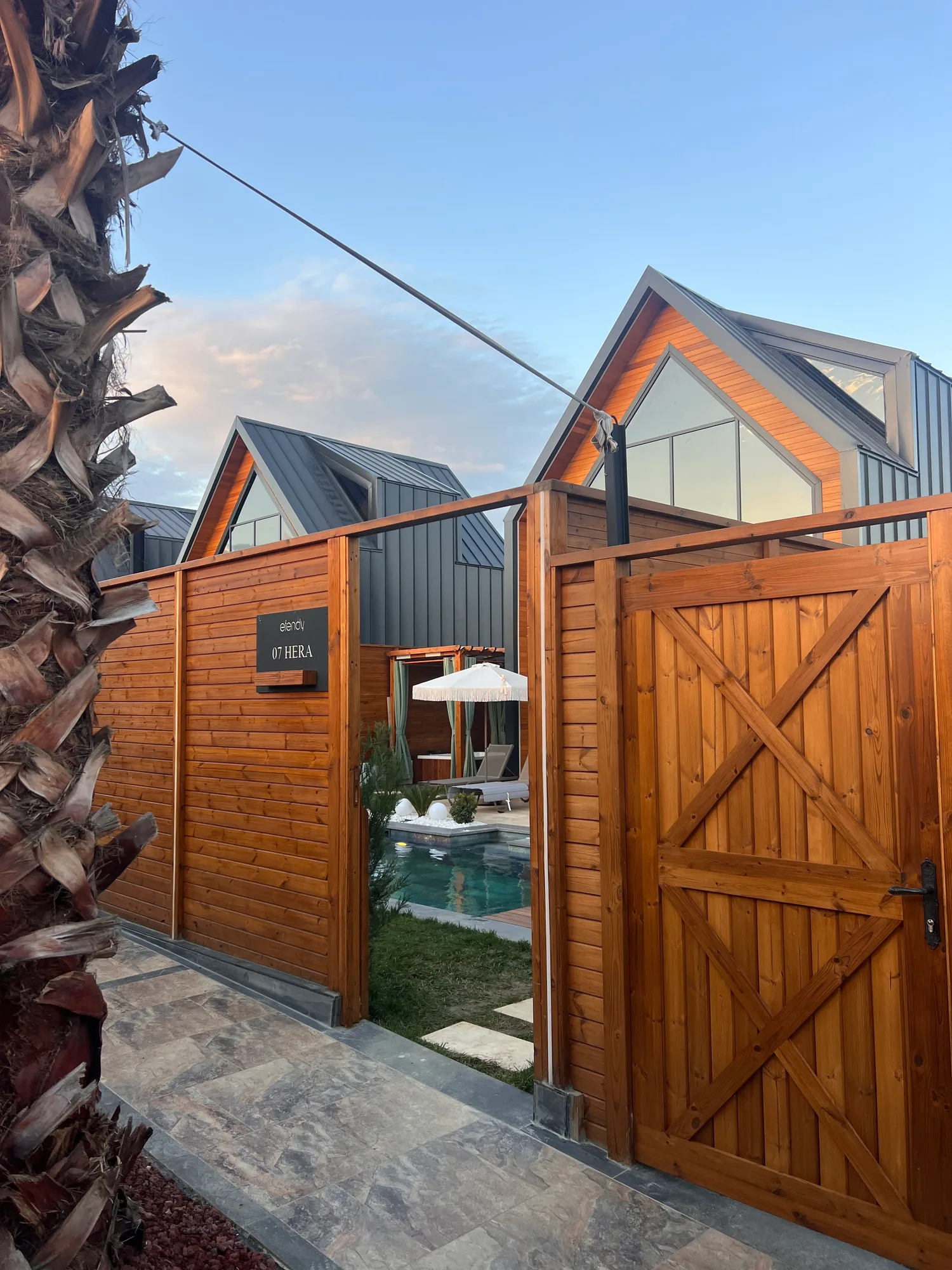 Efendy Bungalow 4